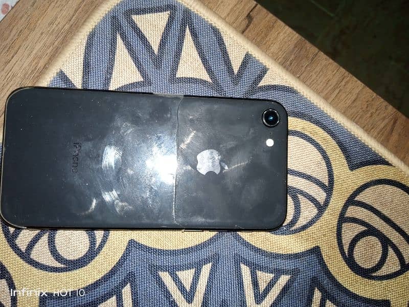 iphone 8 black clolur 2