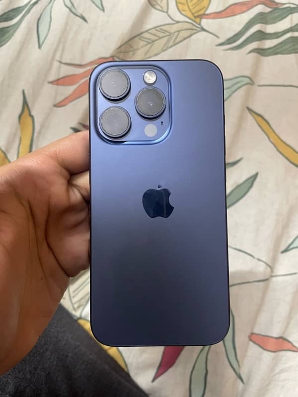 iPhone 15 pro jv 6