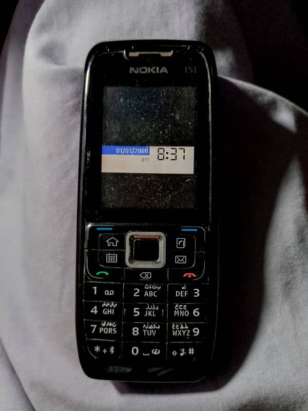 Nokia E51 1