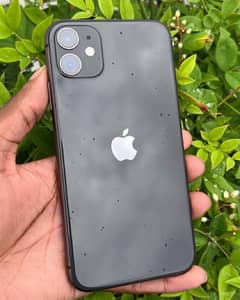 IPHONE 11 water pack 10/10 like brand new