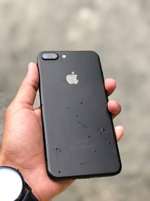 iPhone 7 Plus 0