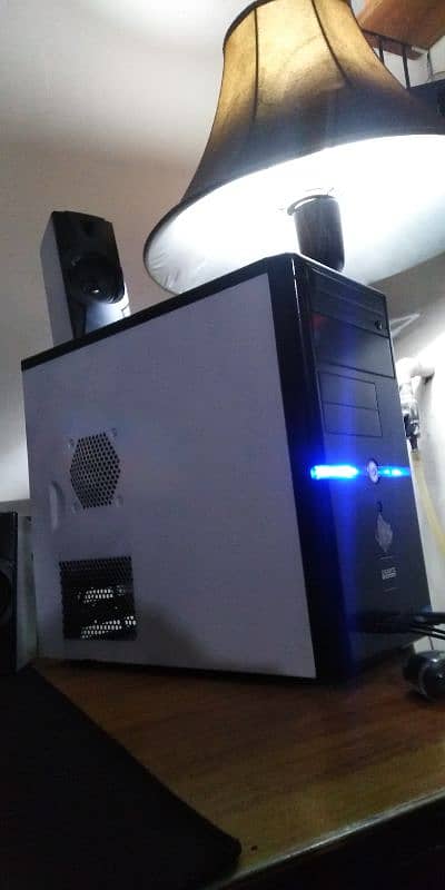 gaming pc (i5 3rd, qoudro k620) 1