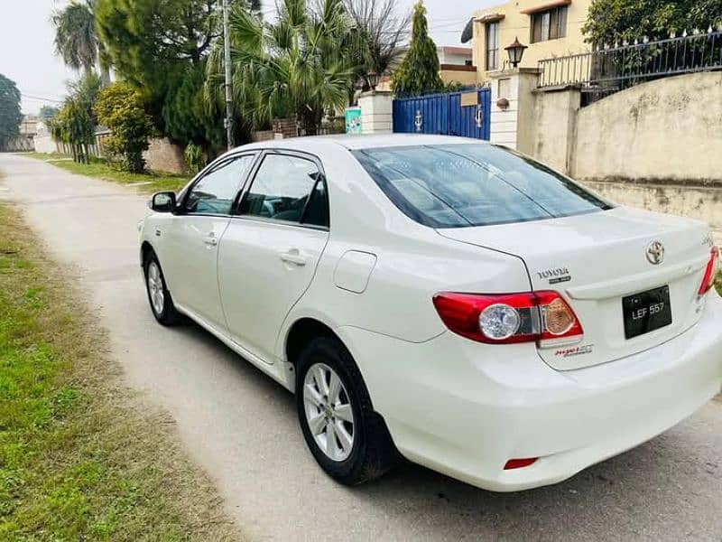 Toyota Corolla GLI 2013 7