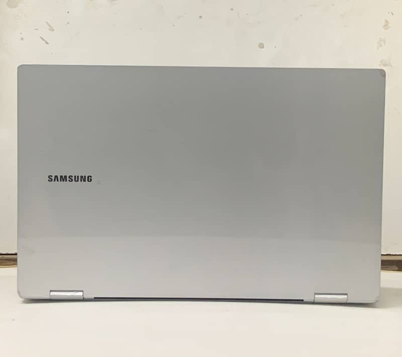 Samsung Galaxy Book3 Pro i7 12th Gen 2