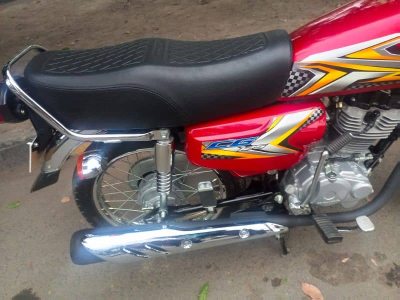 Honda new bike 4