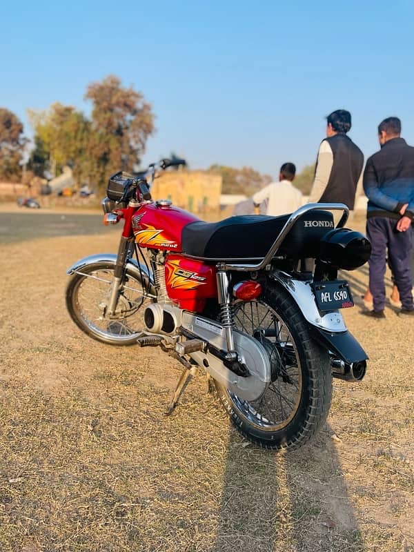 HONDA 125 21 MODEL 2