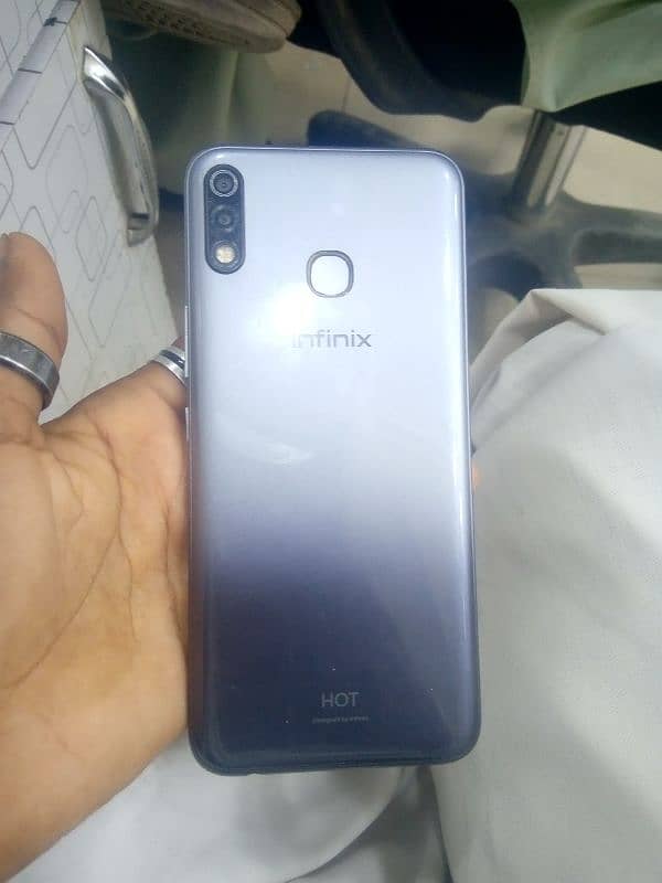 Infinix hot 8 lite 10 by 10 condition 2ram 32gb all ok 3