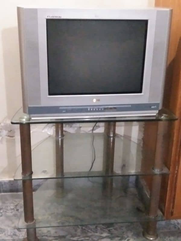 LG tv with glass trolley 0