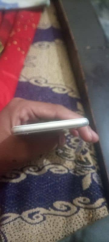 I phone6 128 GB all ok but finger not working 8