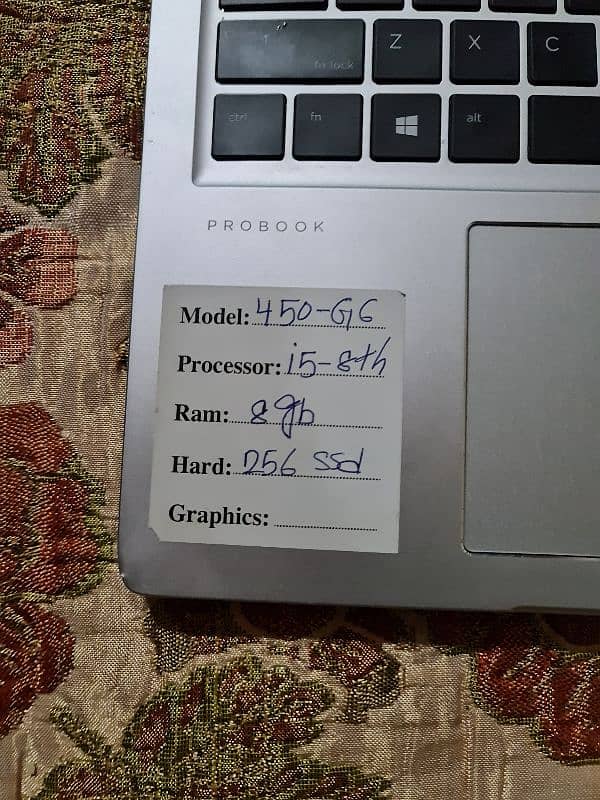 laptop hp modal 450-G6 i5-8th generation 8 gb ram 256 ssd 5