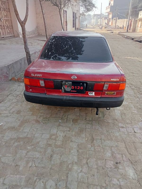 Nissan Sunny 1991 7