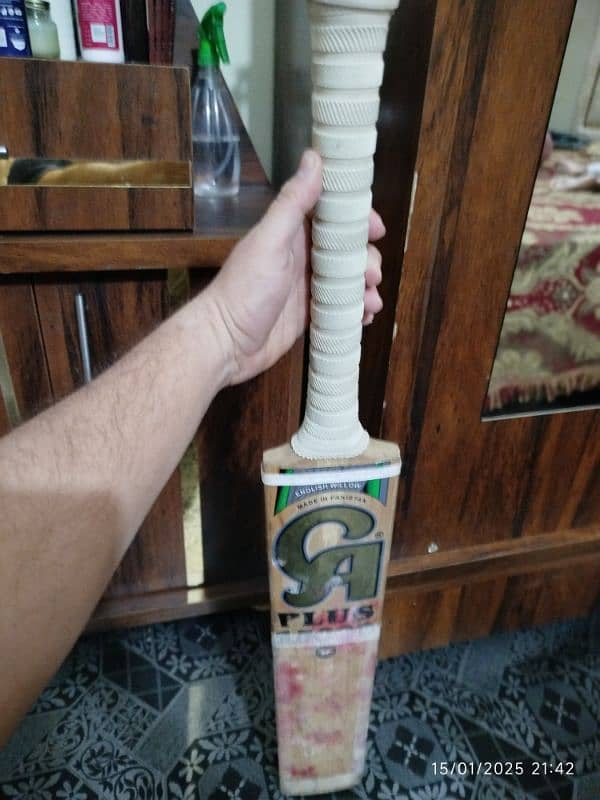 Cricket Bat CA 15000 plus Semi-new Knocked Bat 2.6 wt 4