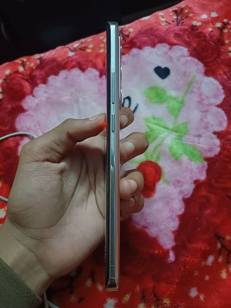 OPPO Reno 4