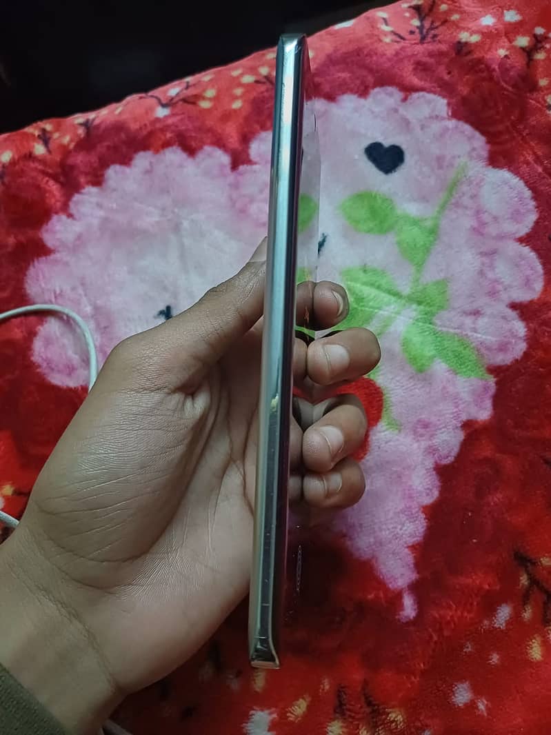 OPPO Reno 5