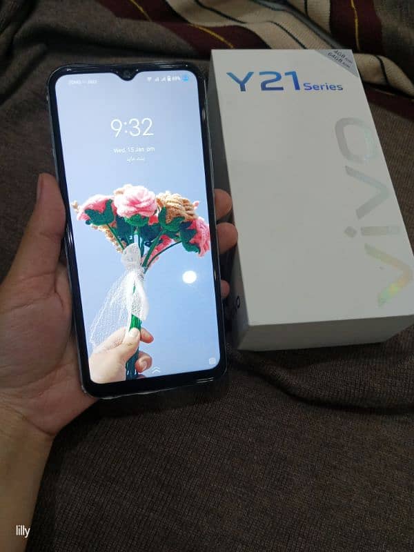 Vivo Y21 (Diamond glow) 2