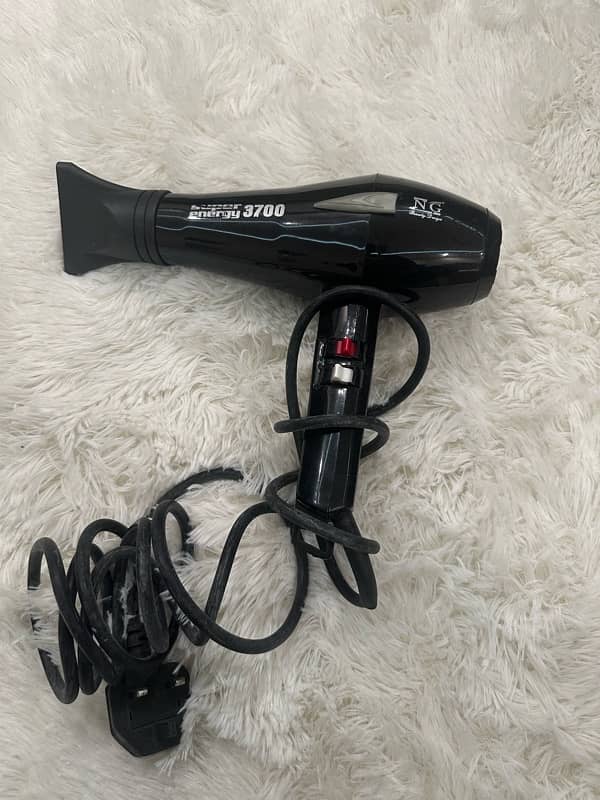 Professional Hair Dryer (Used) 0