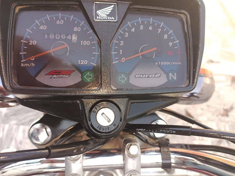 HONDA 125 2023 Model Lush Condition, Location BHAGTANWALA, 03008704476 2