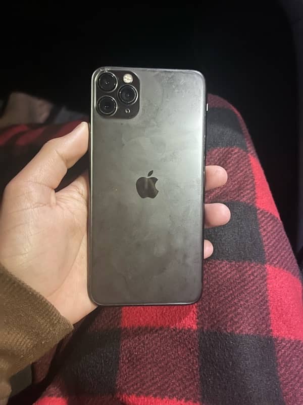 iphone 11 pro max 2