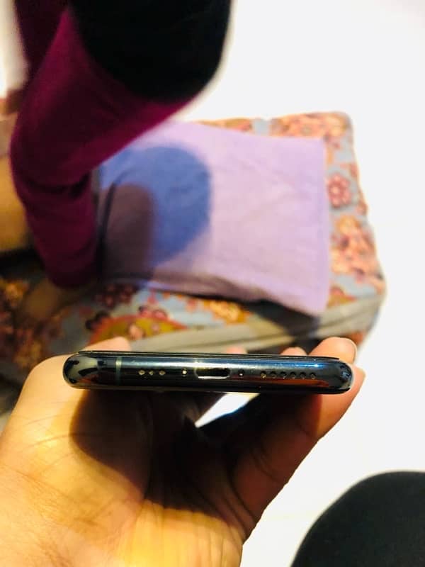 iphone 11 pro 0