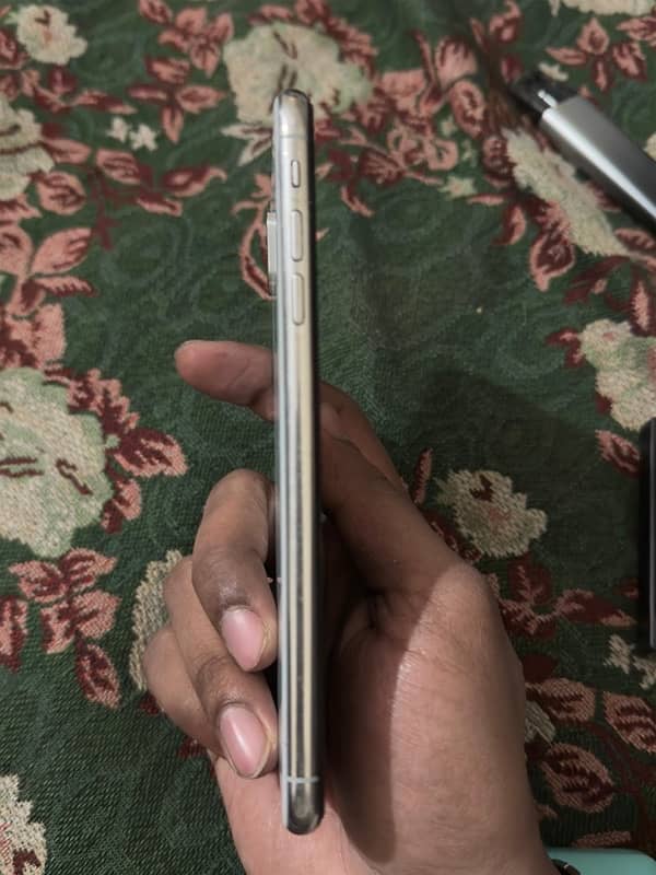 XS Max PTA Approved 256 GB 4