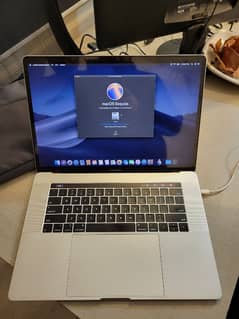 Macbook pro 15 inch 2018 | i7, 32GB, 512GB| 4GB Graphic Card