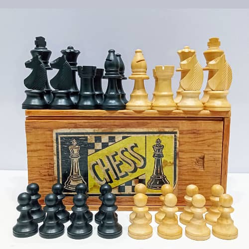 Vintage 1970s Jaques of London Wooden Chess Set No. 5063 with Orig Box 0