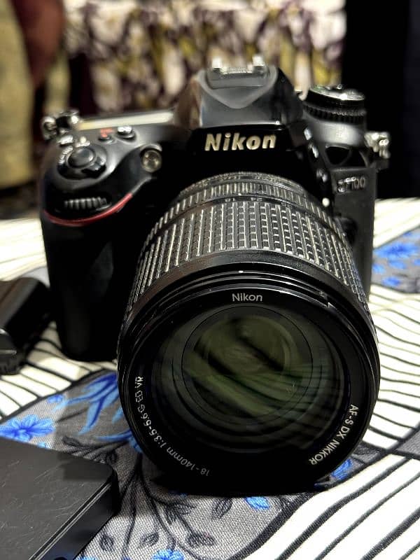 Nikon D7100 Camera lanse with box 2