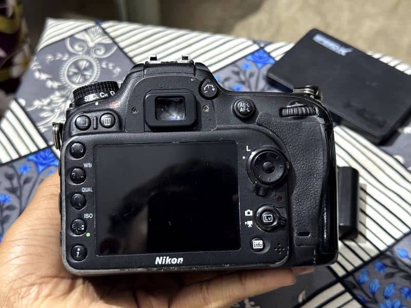 Nikon D7100 Camera lanse with box 6