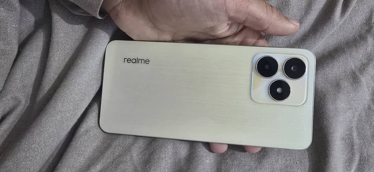 Realme C53 6/128 10/10 condition 5