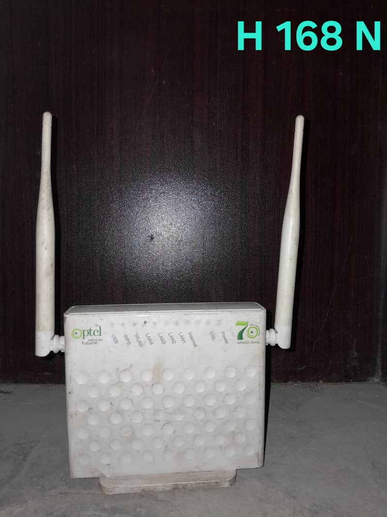 PTCL  ACCESS POINT  ROUTERS 2