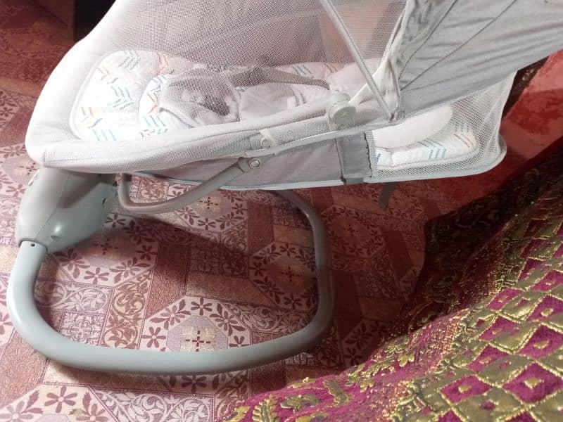 baby swing cot 3