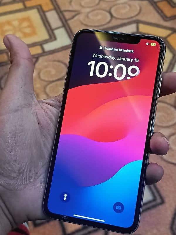 iPhone XS Max 0