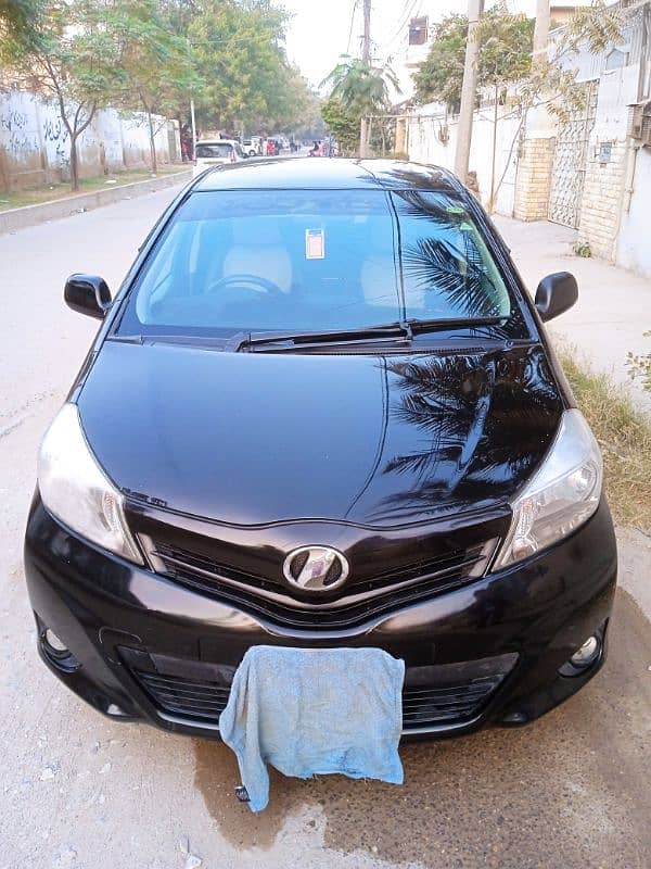 Toyota Vitz 2013 2014 4