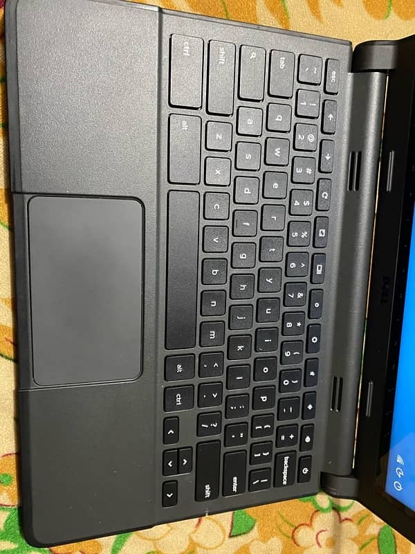 Laptop chrome book Window 10 pro(final price) 6