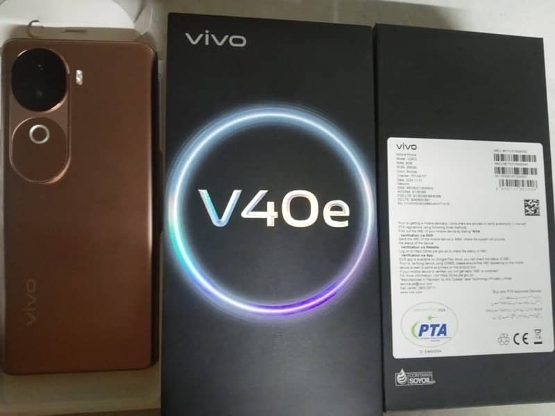 vivo V40e     8/256 ram 0