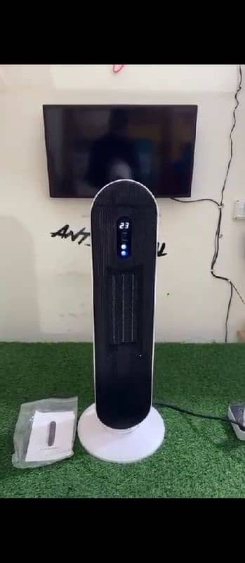 Ceramic Fan Space Heater with Swing Feature 4