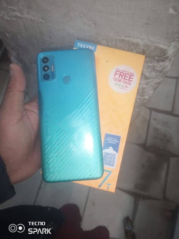 Tecno spark 7t 4/64 0