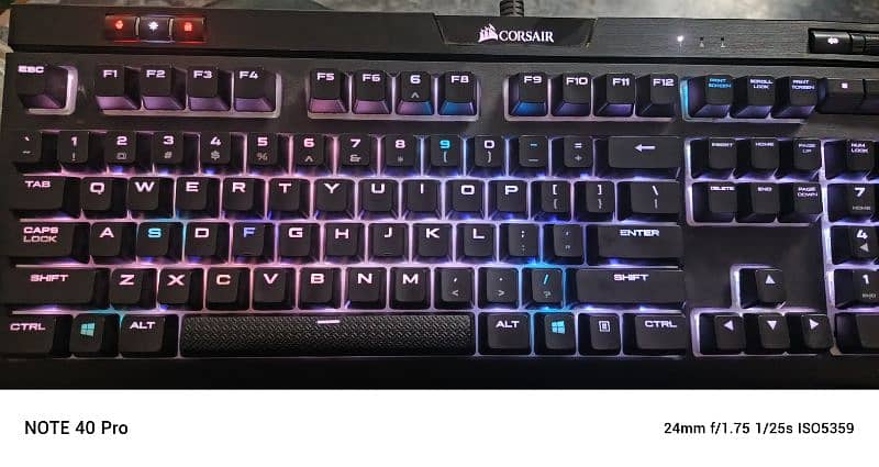 corsair argb keybord 2