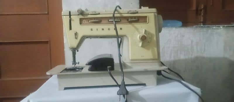 Electric Sewing Machine 1