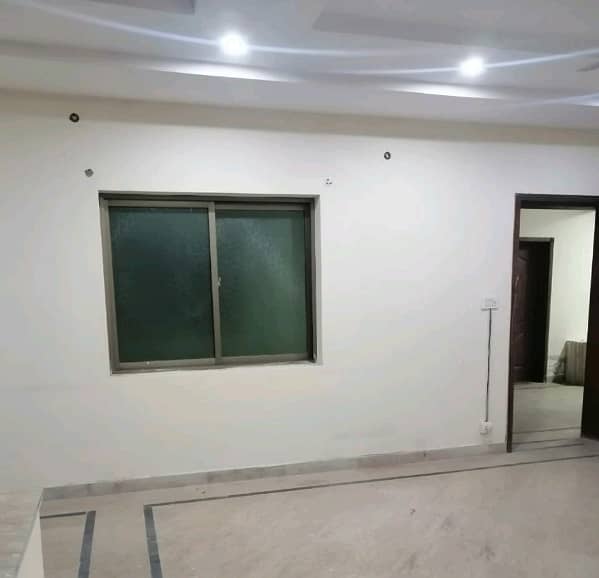 A 400 Square Feet Office Is Up For Grabs In Model Town 2