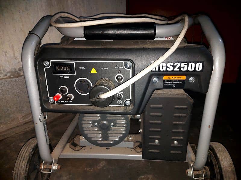 Hyundai gas and petrol generator 0