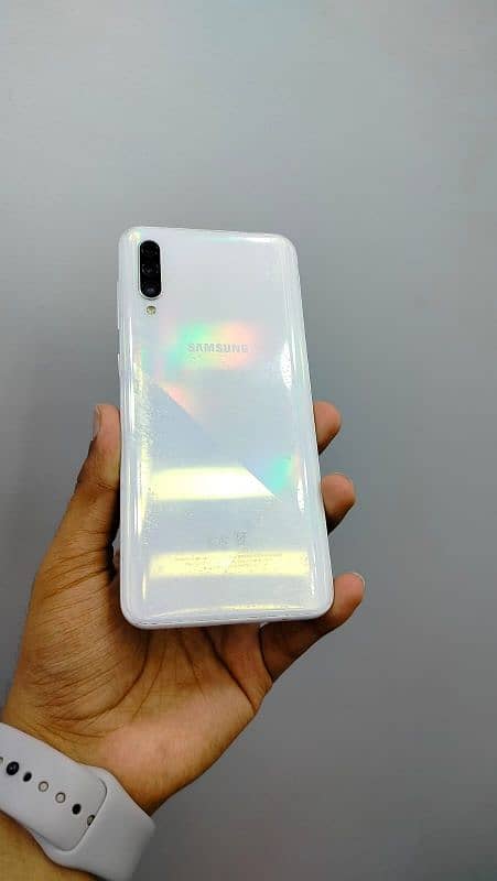 Samsung Galaxy a30s with box dual sim approved 10/10 condition 1