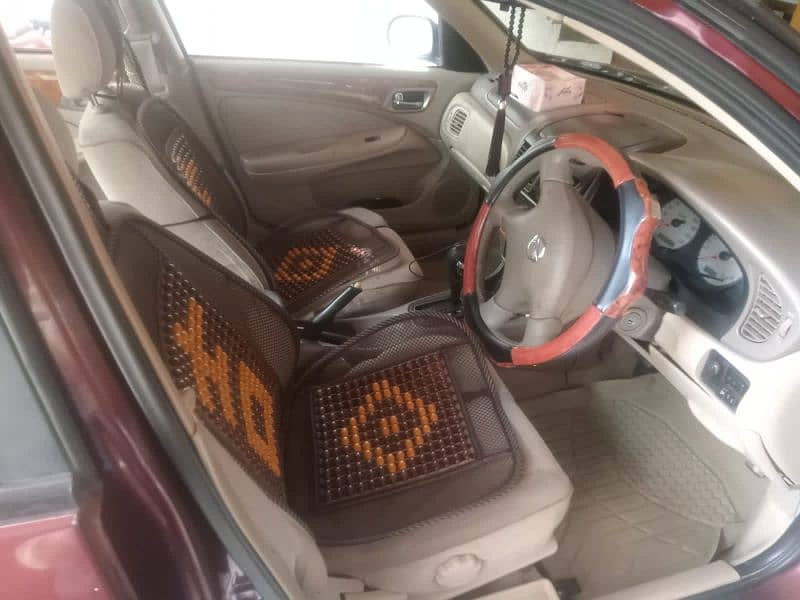 Nissan Sunny 2010 9