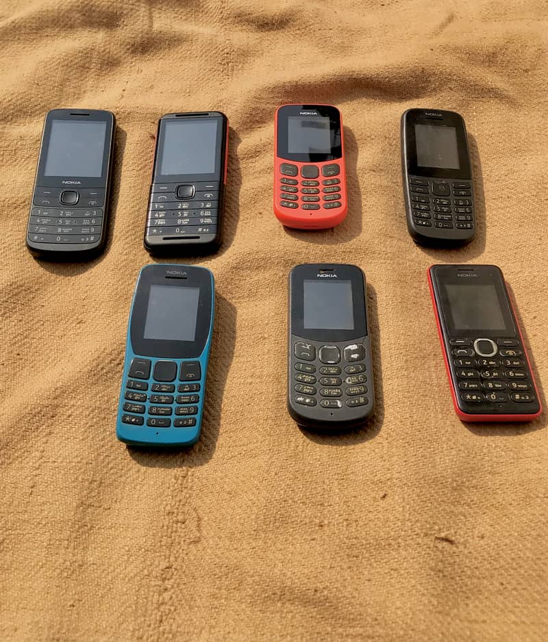 NOKIA MOBILE Different model 3