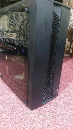 Gaming PC with 24 inch BORDERLESS Monitor 60hz