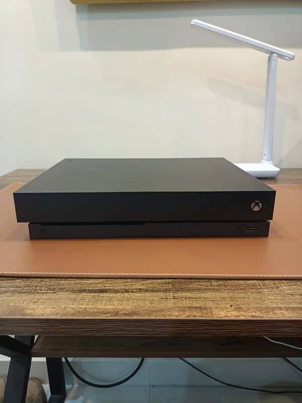 Xbox one x for sale 512gb SSD 3