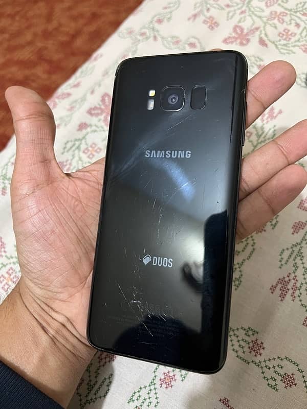 Samsung Galaxy S8 4