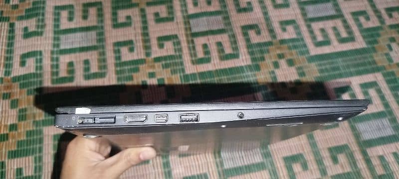 Lenovo ThinkPad 8GB/256GB 4