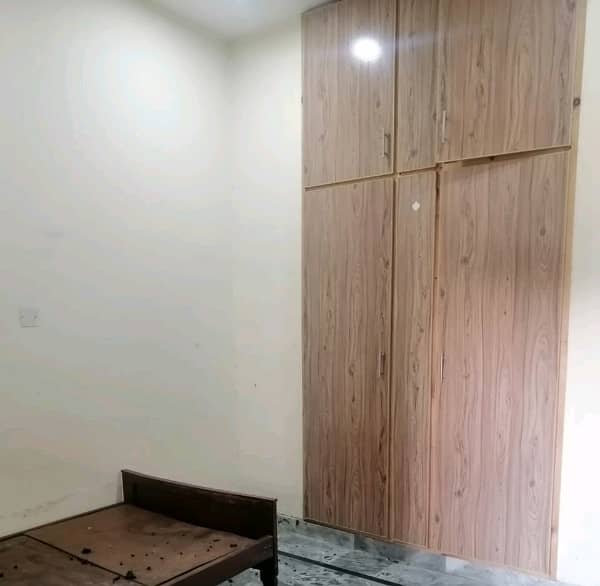 200 Square Feet Room for rent in Model Town 3