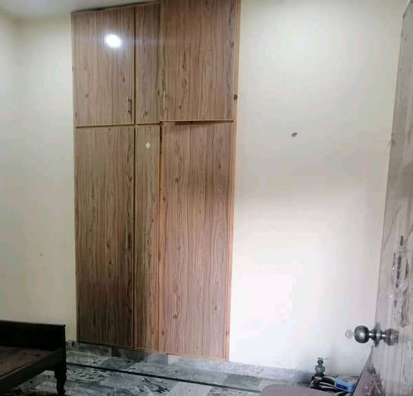 200 Square Feet Room for rent in Model Town 4